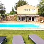 La Voliere 2 Independants Piscine Privee Et Jardin Au Calme *