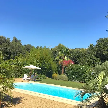 La Volière 2 Indépendants Piscine Privée Et Jardin Au Calme *
