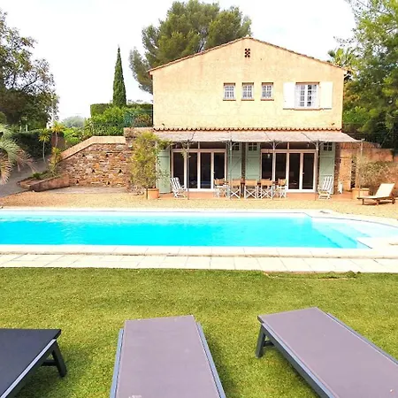 La Volière 2 Indépendants Piscine Privée Et Jardin Au Calme *